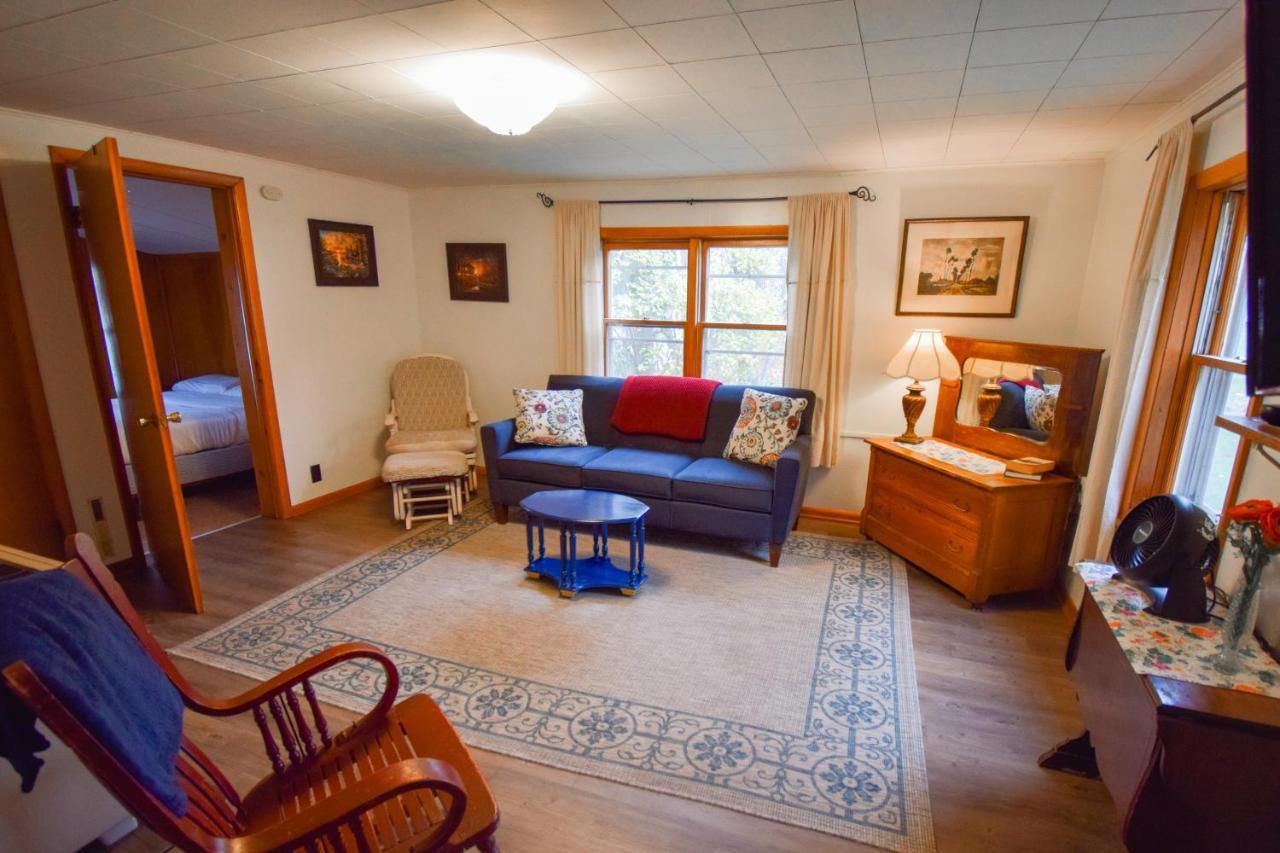 Mission Springs Resort アシュランド エクステリア 写真