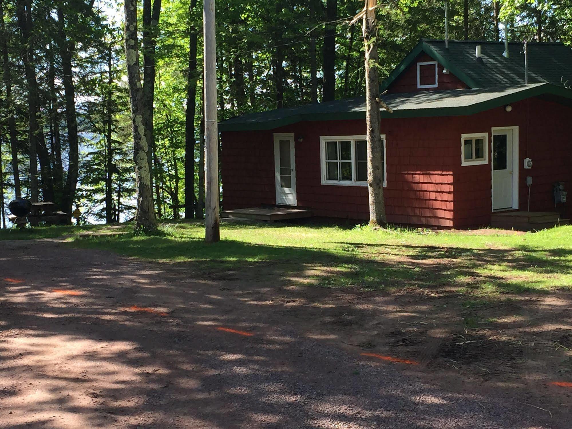 Mission Springs Resort アシュランド エクステリア 写真