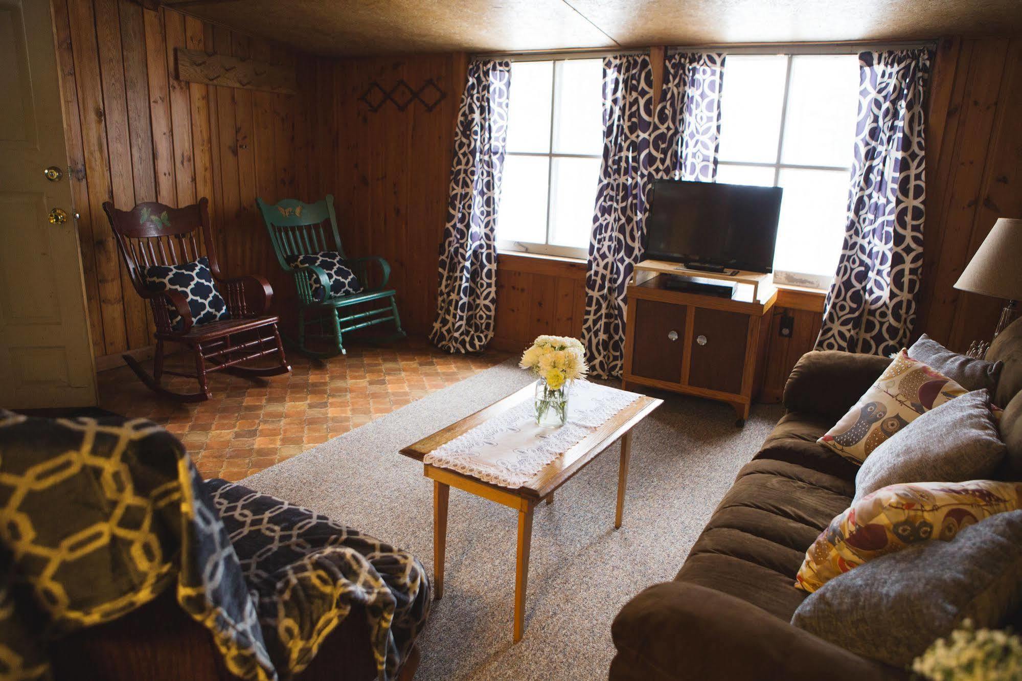 Mission Springs Resort アシュランド エクステリア 写真